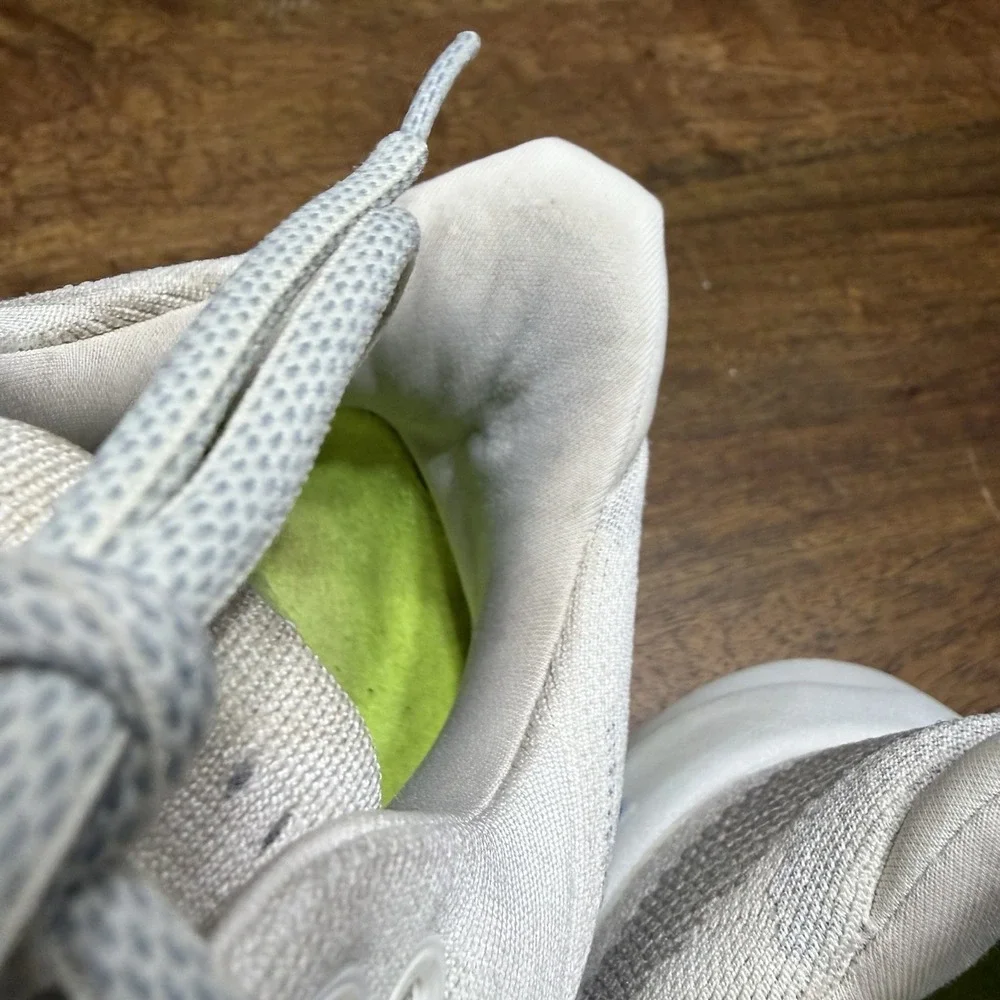 Brooks shoes are
